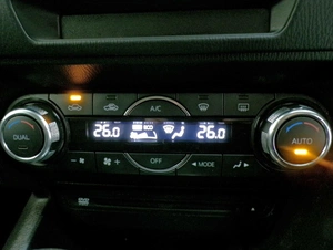 Хетчбэк Mazda Axela 2014 года, 1195000 рублей, Красноярск