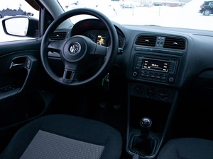 Седан Volkswagen Polo 2015 года, 959000 рублей, Петрозаводск