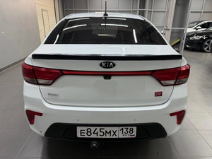 Седан Kia Rio 2018 года, 997000 рублей, Красноярск