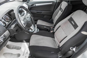 Хетчбэк Opel Astra 2010 года, 489000 рублей, Барнаул