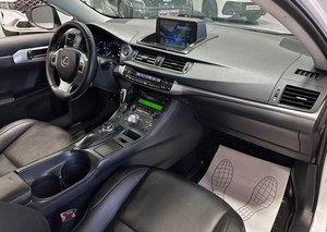 Хетчбэк Lexus CT 2012 года, 1340000 рублей, Красноярск
