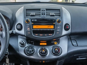 Внедорожник Toyota RAV4 2012 года, 1195000 рублей, Ставрополь