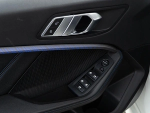 Хетчбэк BMW 1 серия 2021 года, 3249050 рублей, Москва