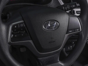 Седан Hyundai Solaris 2017 года, 1390000 рублей, Ростов-на-Дону