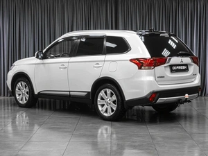 Внедорожник Mitsubishi Outlander 2016 года, 1949000 рублей, Тюмень