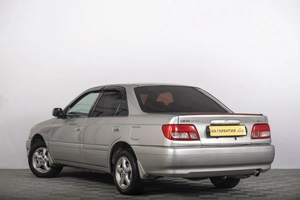 Седан Toyota Carina 2000 года, 529000 рублей, Томск