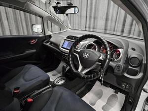 Хетчбэк Honda Fit 2012 года, 779000 рублей, Красноярск