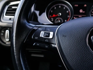 Хетчбэк Volkswagen Golf 2013 года, 1399000 рублей, Большой Сочи