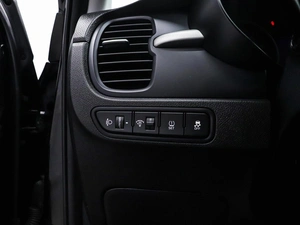 Седан Kia Rio 2019 года, 1399000 рублей, Красноярск