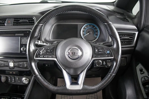 Хетчбэк Nissan Leaf 2018 года, 1749000 рублей, Пермь