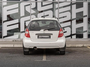 Хетчбэк Mercedes-benz A-класс 2012 года, 800000 рублей, Краснодар