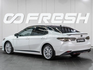 Седан Toyota Camry 2020 года, 2449000 рублей, Сургут