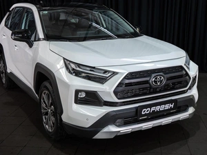 Внедорожник Toyota RAV4 2025 года, 4400000 рублей, Волгоград