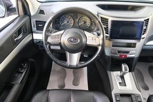 Универсал Subaru Outback 2011 года, 1519000 рублей, Омск