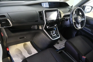 Минивэн Nissan Serena 2019 года, 2079000 рублей, Омск