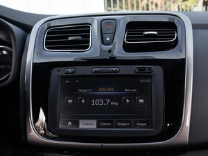 Седан Renault Logan 2014 года, 799000 рублей, Большой Сочи