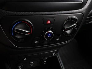 Седан Hyundai Solaris 2019 года, 1399000 рублей, Воронеж