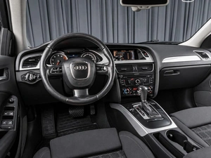 Седан Audi A4 2010 года, 969000 рублей, Тюмень