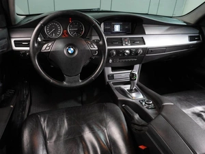 Седан BMW 5 серия 2009 года, 1049000 рублей, Воронеж