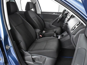 Внедорожник Volkswagen Tiguan 2011 года, 1049000 рублей, Воронеж