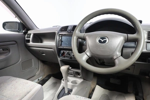 Хетчбэк Mazda Demio 2000 года, 349000 рублей, Новосибирск