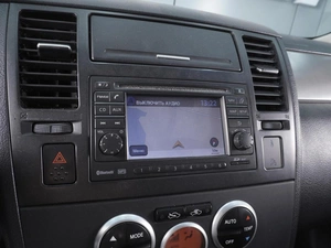 Седан Nissan Tiida 2010 года, 820000 рублей, Ростов-на-Дону