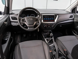 Седан Hyundai Solaris 2018 года, 1345000 рублей, Краснодар