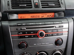 Седан Mazda 3 2007 года, 715000 рублей, Тюмень