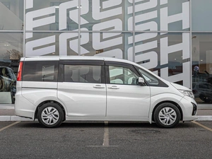 Минивэн Honda Stepwgn 2015 года, 1785000 рублей, Краснодар