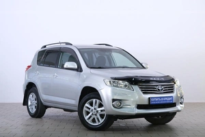 Внедорожник Toyota RAV4 2010 года, 1499000 рублей, Омск