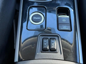 Внедорожник Mitsubishi Outlander 2017 года, 1950000 рублей, Ижевск