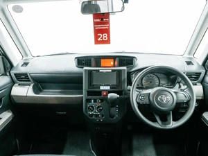 Минивэн Toyota Roomy 2021 года, 1050000 рублей, Красноярск
