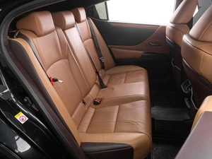 Седан Lexus ES 2019 года, 2949000 рублей, Тюмень