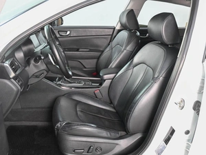 Седан Kia Optima 2018 года, 1759000 рублей, Аксай