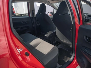 Хетчбэк Toyota Vitz 2013 года, 840000 рублей, Краснодар