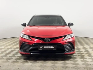 Седан Toyota Camry 2021 года, 3230100 рублей, Казань
