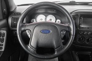 Внедорожник Ford Maverick 2005 года, 579000 рублей, Кемерово