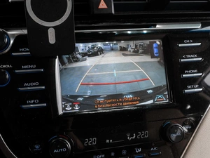 Седан Toyota Camry 2018 года, 2679000 рублей, Тюмень