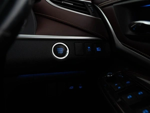 Внедорожник Toyota Harrier 2014 года, 1699000 рублей, Москва