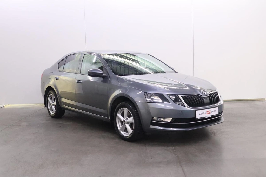 Универсал Skoda Octavia 2018 года, 1750000 рублей, Брянск