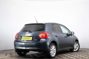 Хетчбэк Toyota Auris 2007 года, 739000 рублей, Пермь