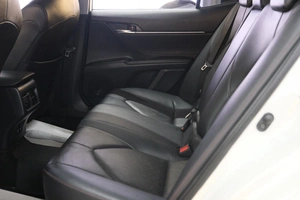 Седан Toyota Camry 2021 года, 2759000 рублей, Омск