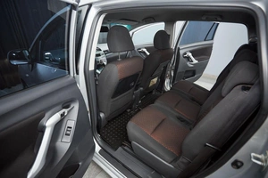 Минивэн Toyota Verso 2010 года, 999000 рублей, Красноярск