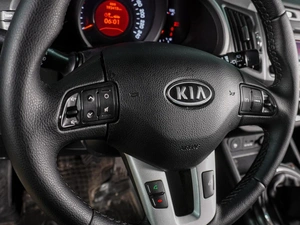 Внедорожник Kia Sportage 2010 года, 1219000 рублей, Воронеж