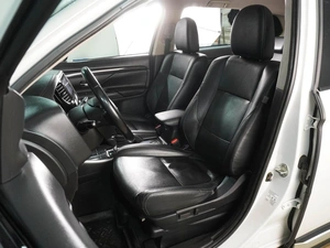 Внедорожник Mitsubishi Outlander 2017 года, 2179000 рублей, Воронеж