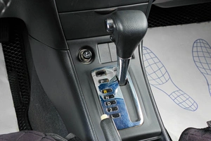 Седан Toyota Corolla 2006 года, 749000 рублей, Тюмень