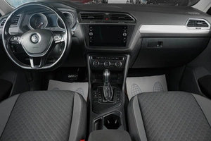 Внедорожник Volkswagen Tiguan 2018 года, 1959000 рублей, Тюмень