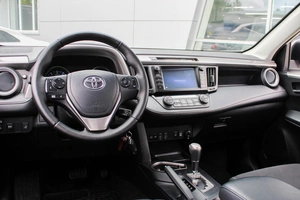 Внедорожник Toyota RAV4 2017 года, 2030000 рублей, Ярославль