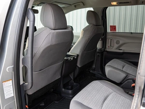 Минивэн Toyota Sienna 2021 года, 3670000 рублей, Краснодар