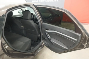 Седан ВАЗ (LADA) Vesta 2018 года, 990000 рублей, Курск